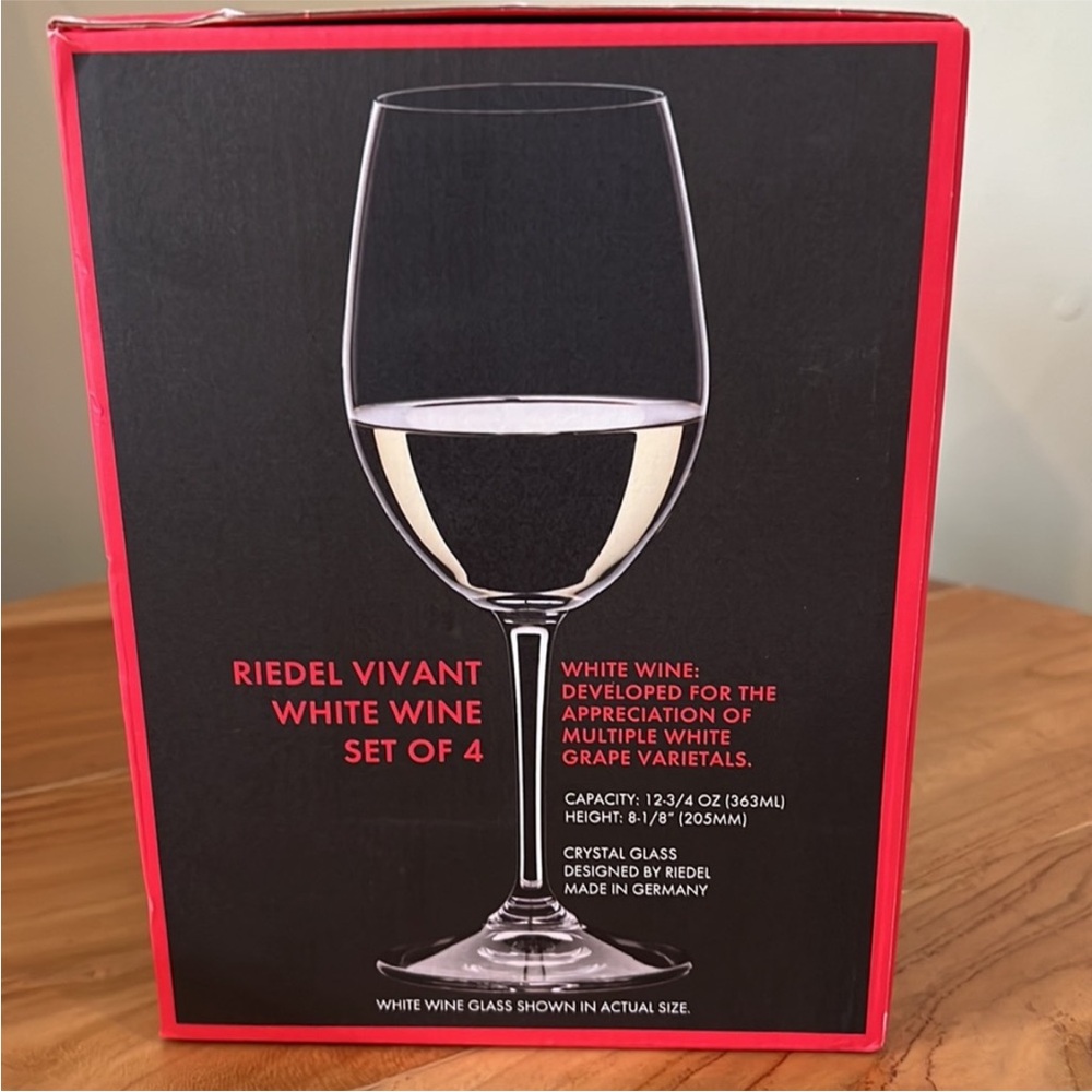 Riedel - Vivant White Wine Glasses Set of 4 | New - Picture 3 of 8